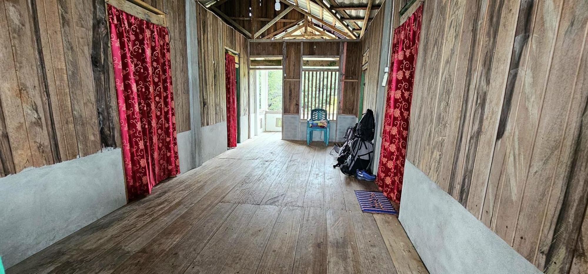 Kia Homestay Banggai Экстерьер фото